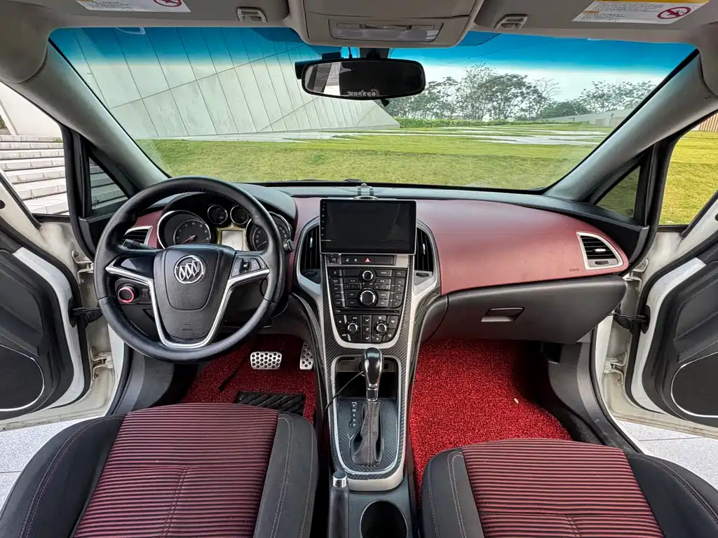 Buick Excelle — миниатюра 6
