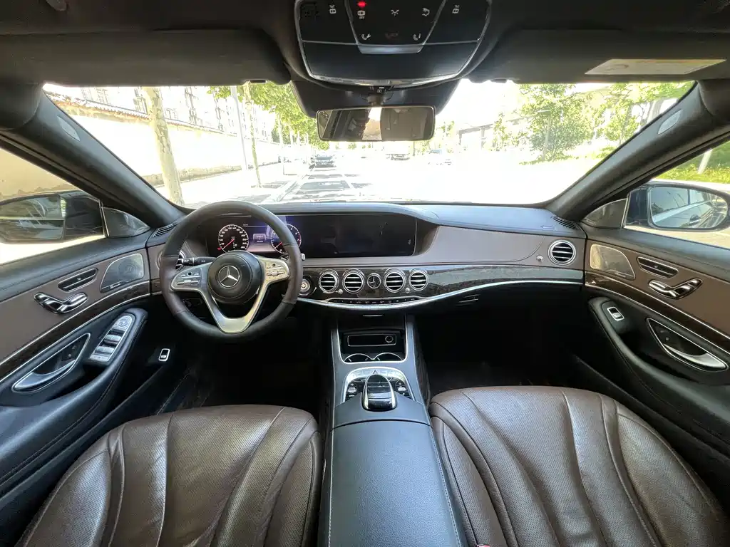 Mercedes-Benz S-Class — миниатюра 6