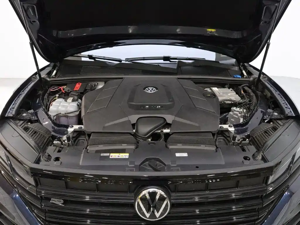 Volkswagen Touareg — миниатюра 20