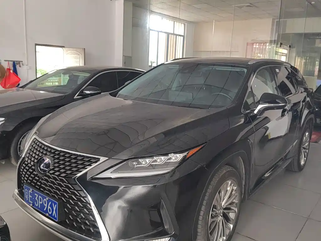 Lexus RX 2022