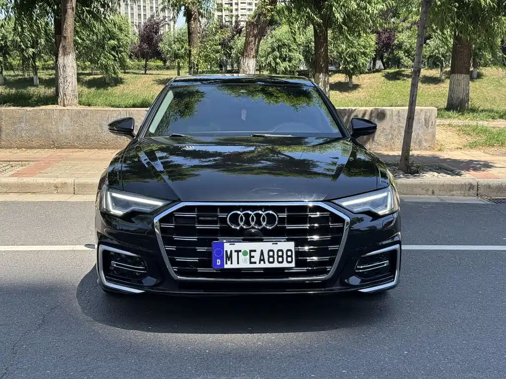Audi A6L 2023 45 TFSI quattro Premium