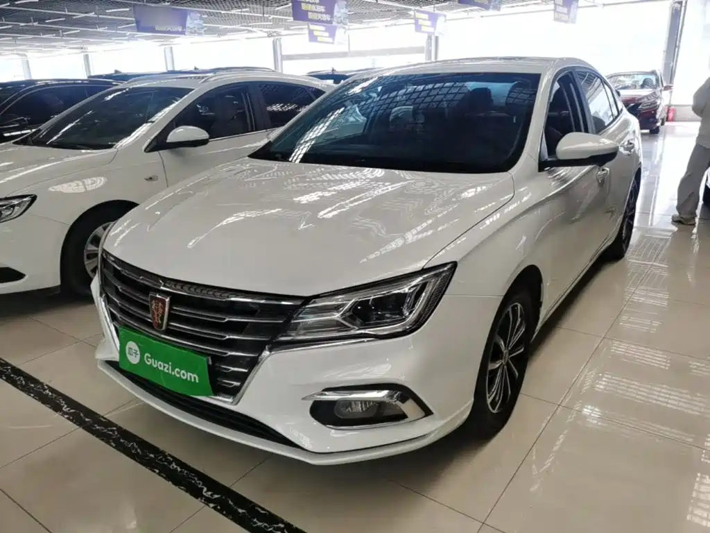 Roewe i5