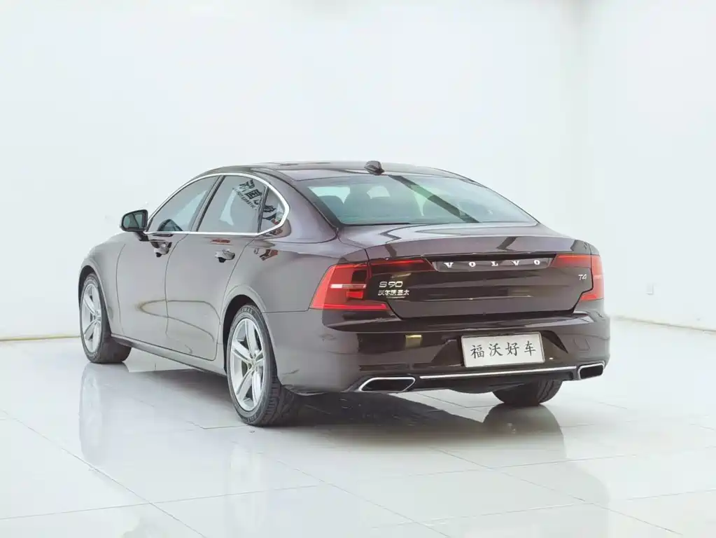 Volvo S90 — миниатюра 31