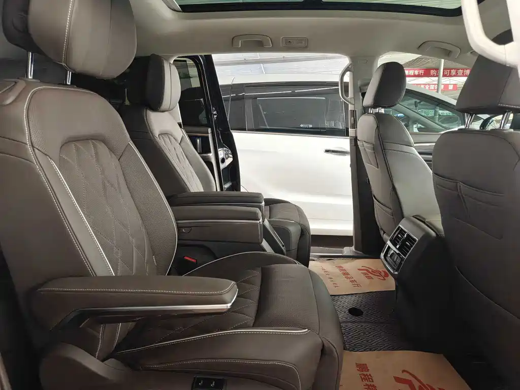 Volkswagen Viloran — миниатюра 7