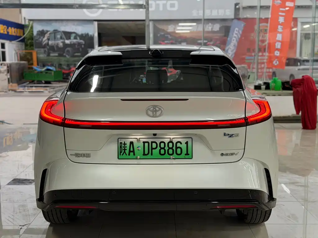 Toyota Toyota BZ5 — миниатюра 17