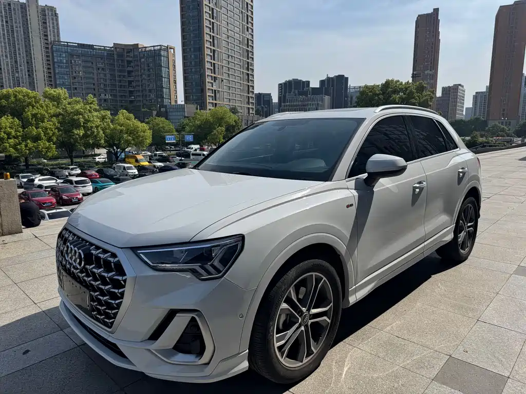 Audi Q3 2024