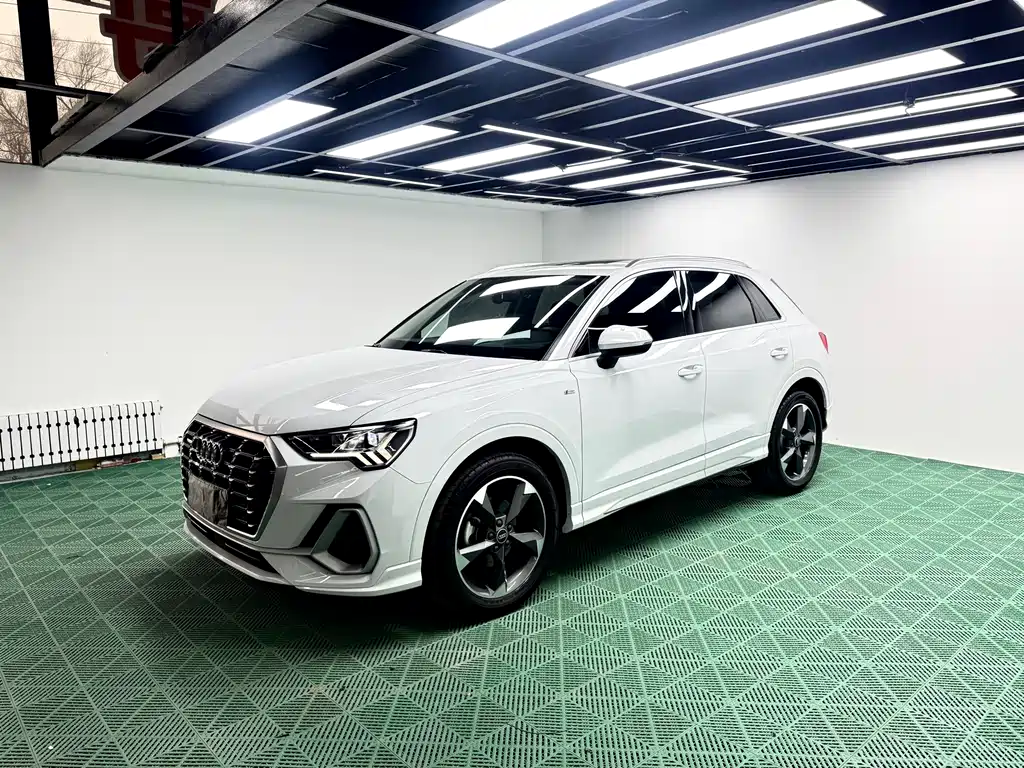 Audi Q3 2022