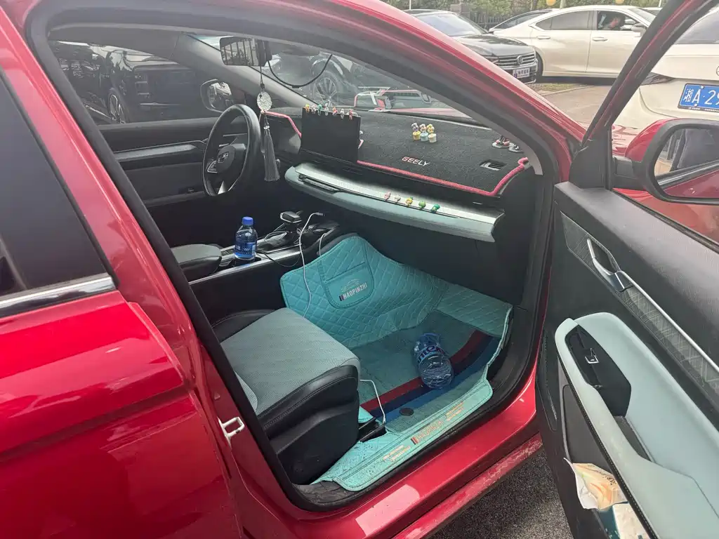 Geely Emgrand L — миниатюра 8