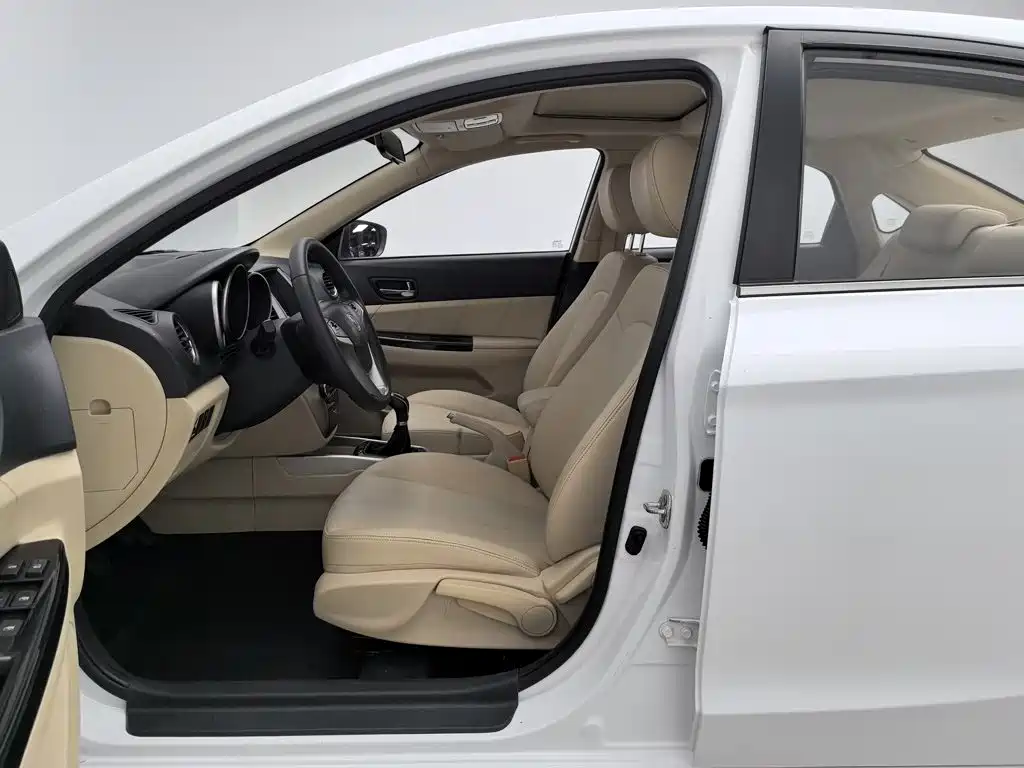 Changan Eado — миниатюра 10