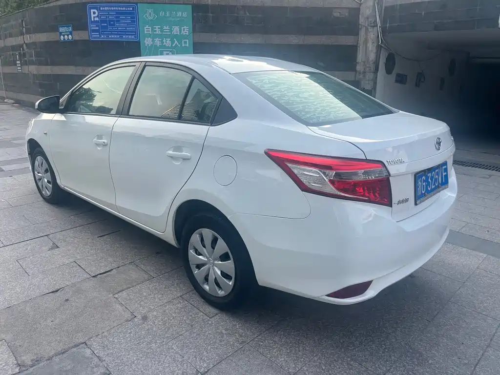 Toyota Vios — миниатюра 6