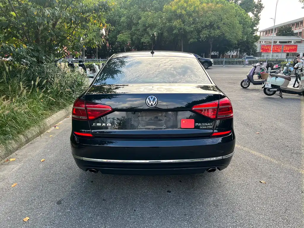 Volkswagen Passat — миниатюра 6