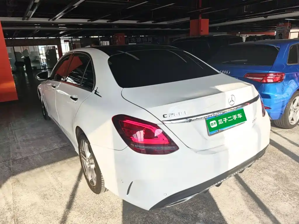 Mercedes-Benz C-Class — миниатюра 5