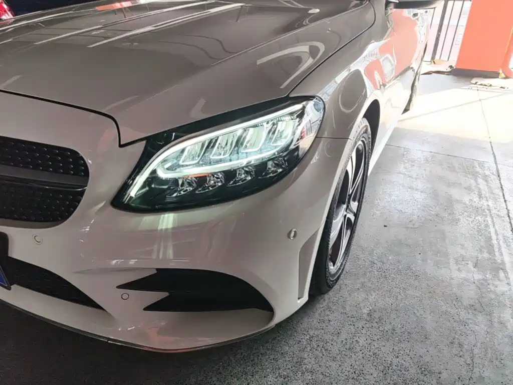 Mercedes-Benz C-Class — миниатюра 24
