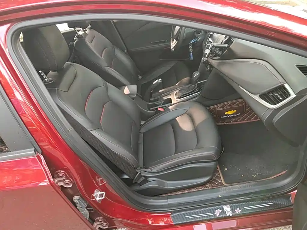 Chevrolet Monza — миниатюра 25