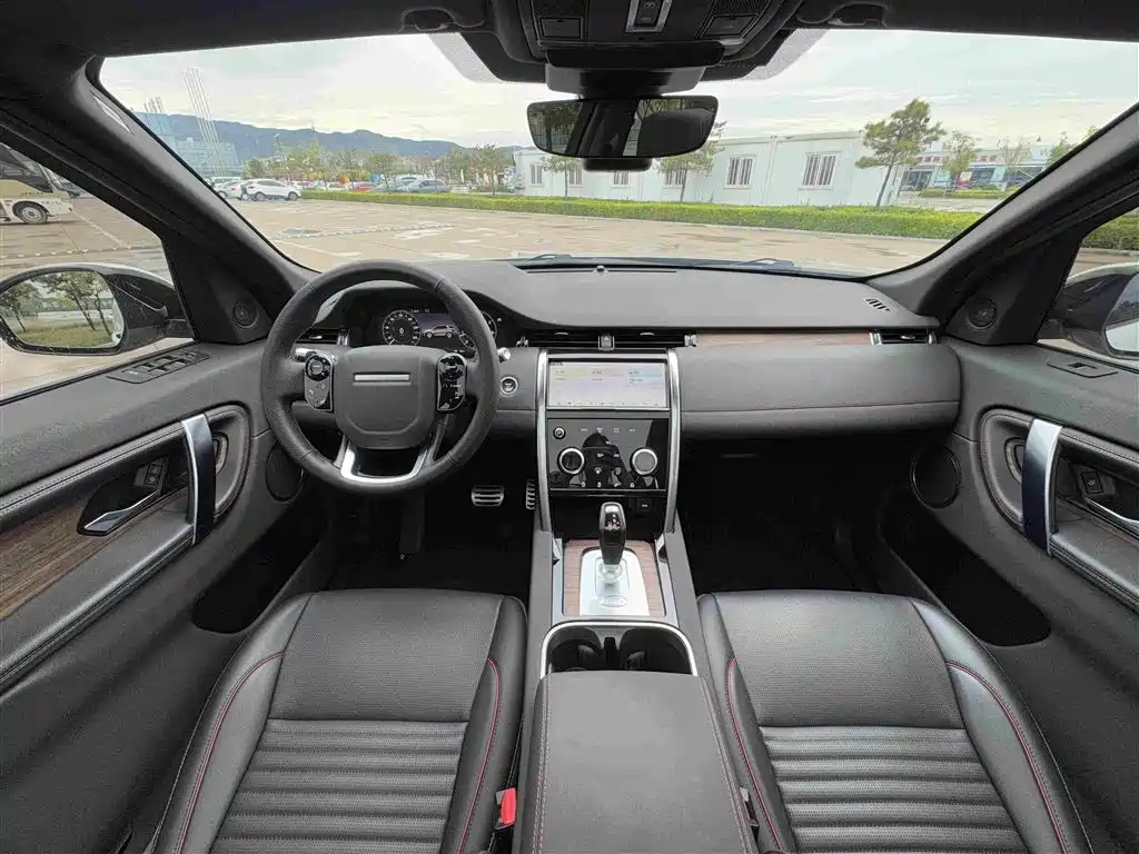 Land Rover Discovery Sport — миниатюра 5