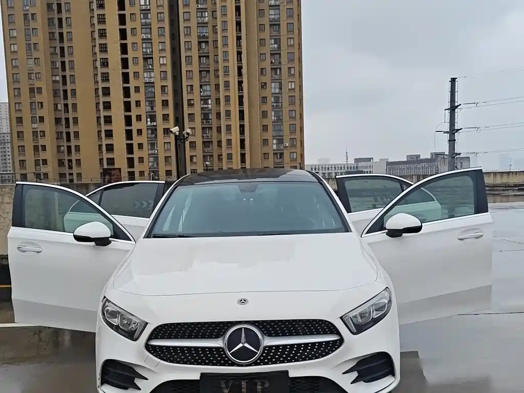 MERCEDES-BENZ A CLASS