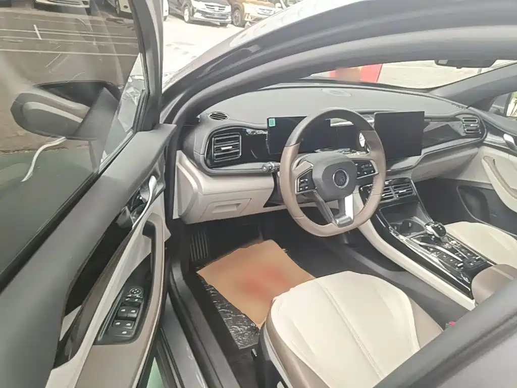 BYD Qin PLUS — миниатюра 16