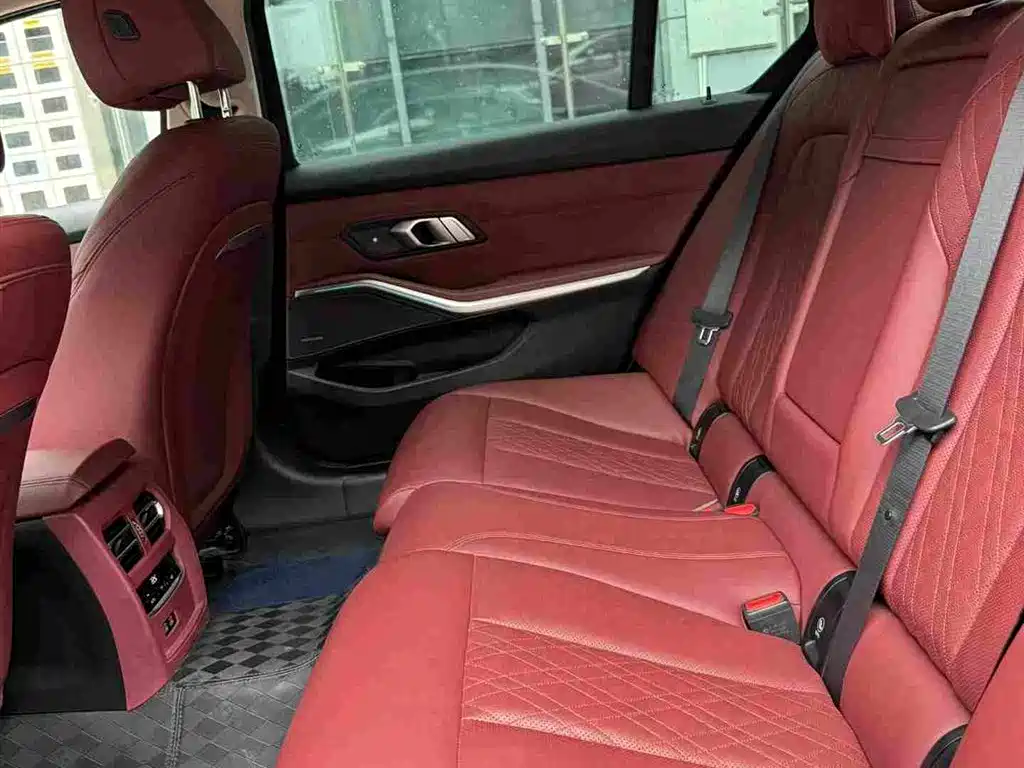 BMW 3 Series — миниатюра 10