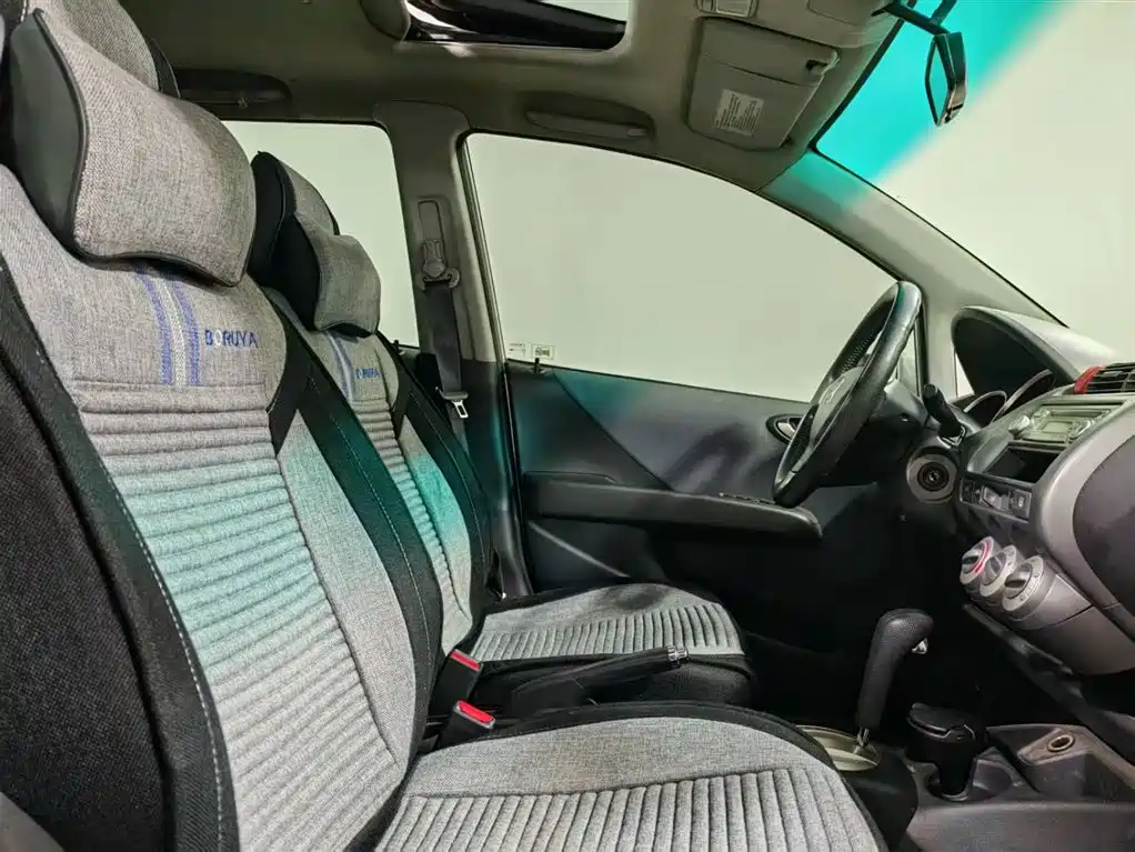 Honda Fit 2004 1.5L CVT