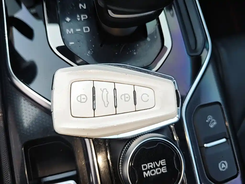 Geely Icon — миниатюра 9
