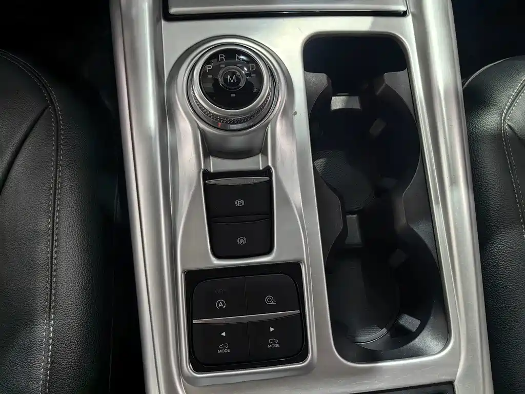 Ford Explorer — миниатюра 10