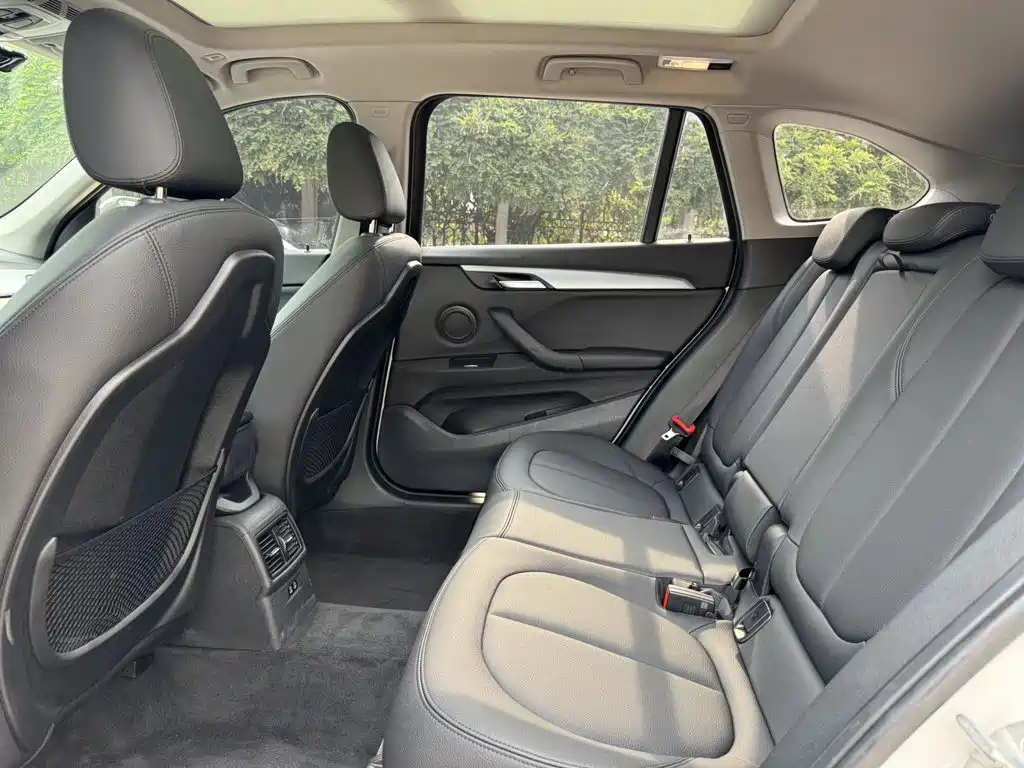 BMW X1 — миниатюра 7
