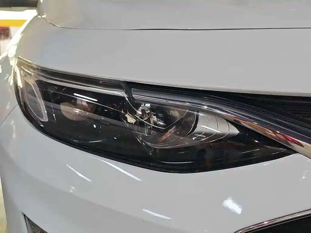 Chevrolet Malibu XL — миниатюра 16