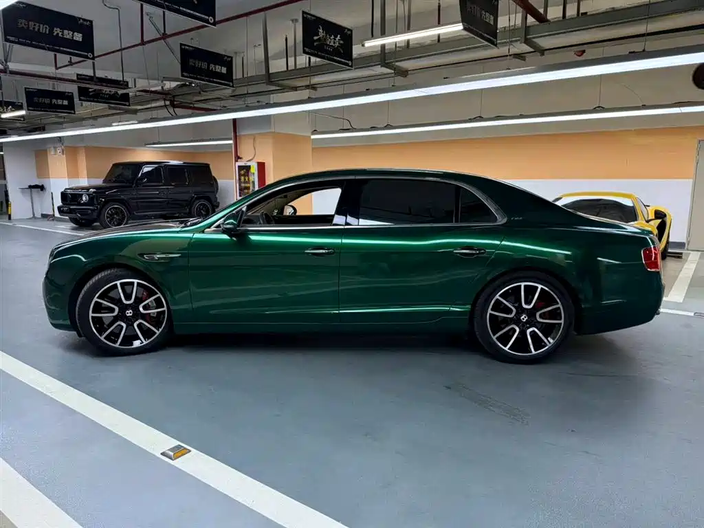 Bentley Flying Spur 2017 4.0T V8 S Standard