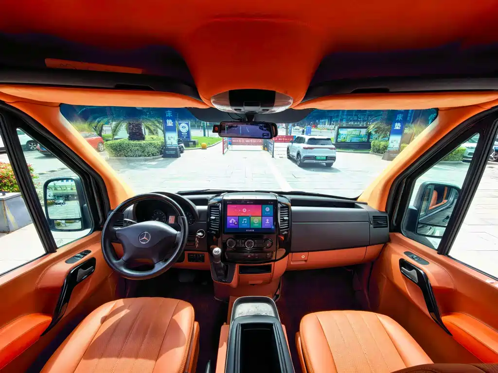 Mercedes-Benz Sprinter — миниатюра 10