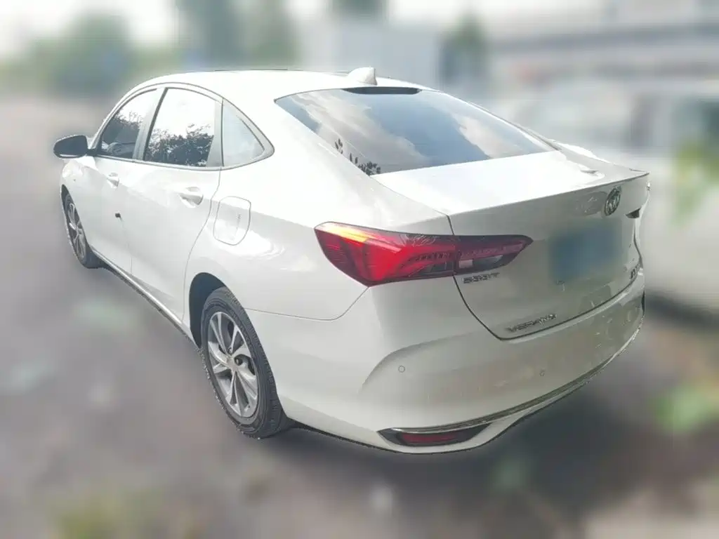 Buick Verano — миниатюра 7
