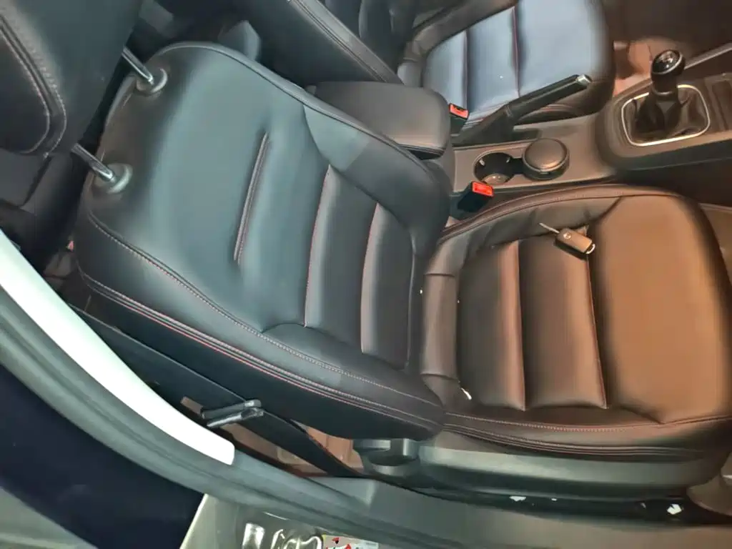 Volkswagen Sagitar — миниатюра 25