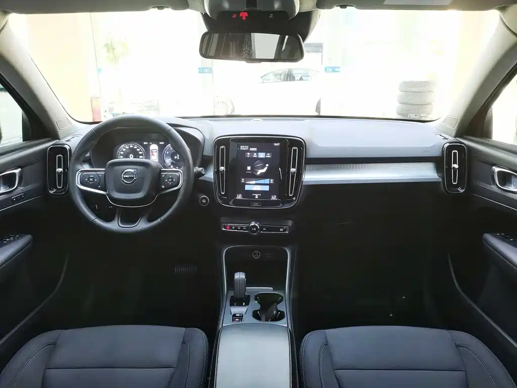 Volvo XC40 2021 T4 Fashion