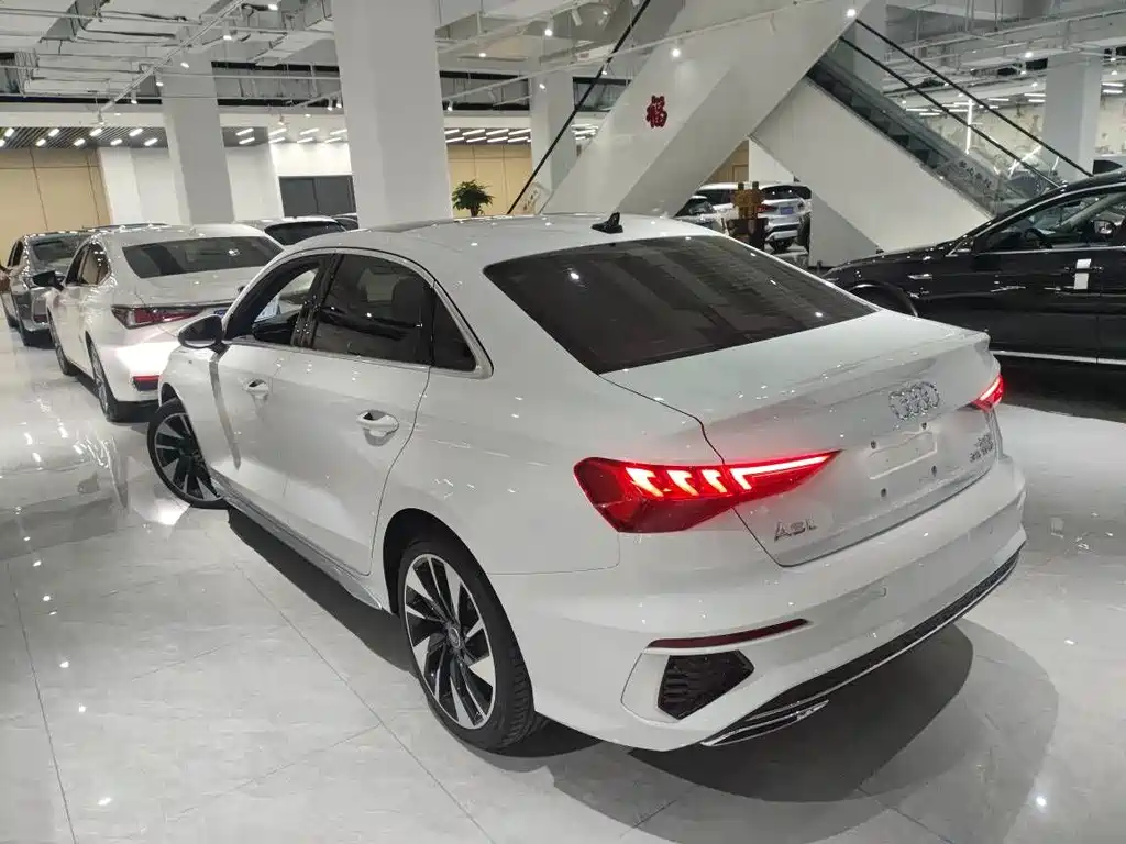Audi A3 — миниатюра 4