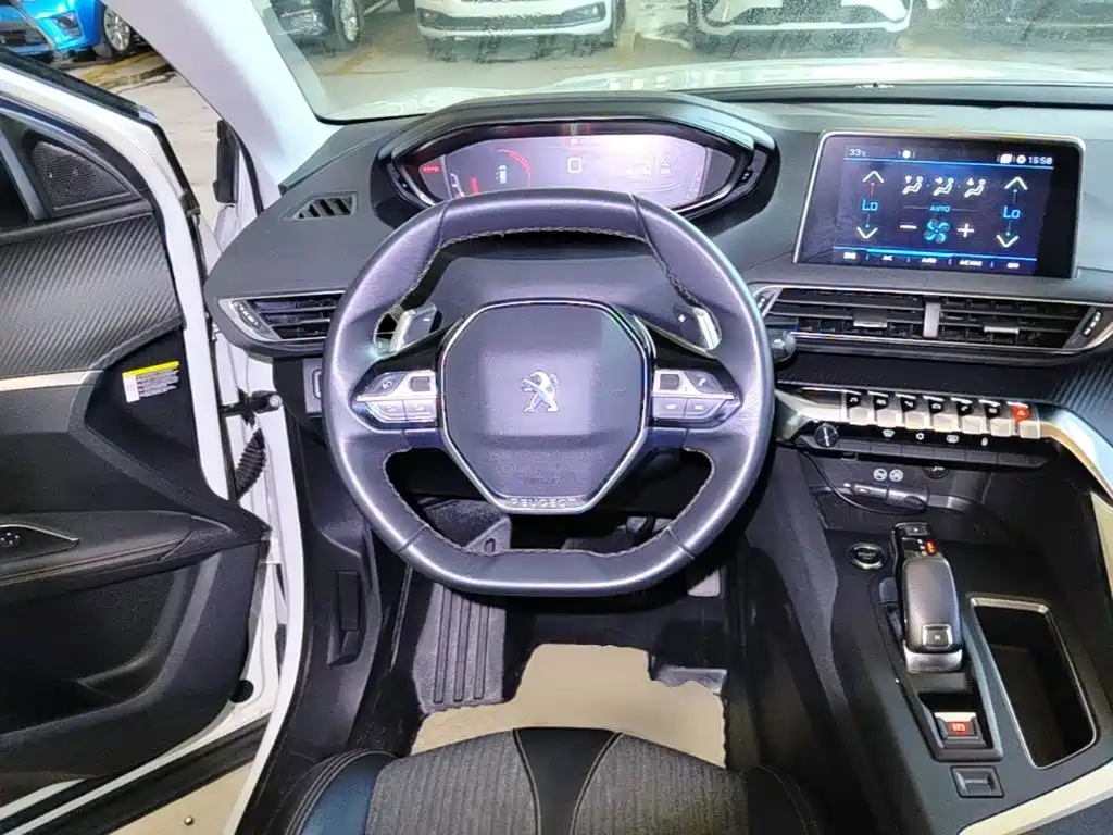 Peugeot 4008 — миниатюра 11