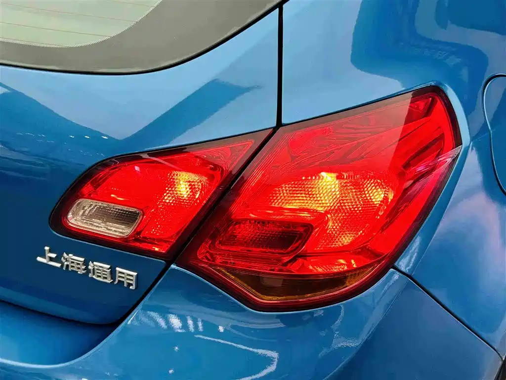 Buick Excelle — миниатюра 12