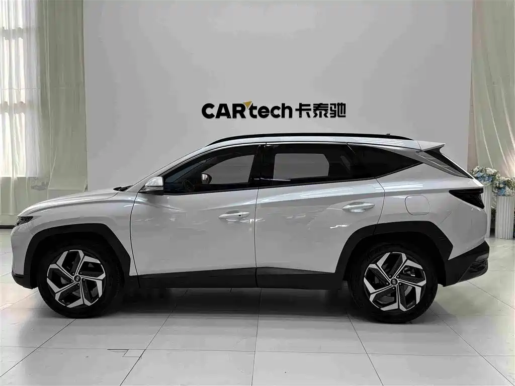 Hyundai Tucson — миниатюра 18