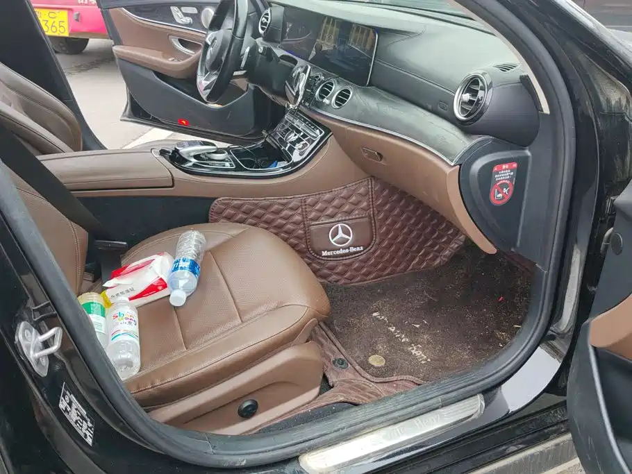 Mercedes-Benz E-Class — миниатюра 8
