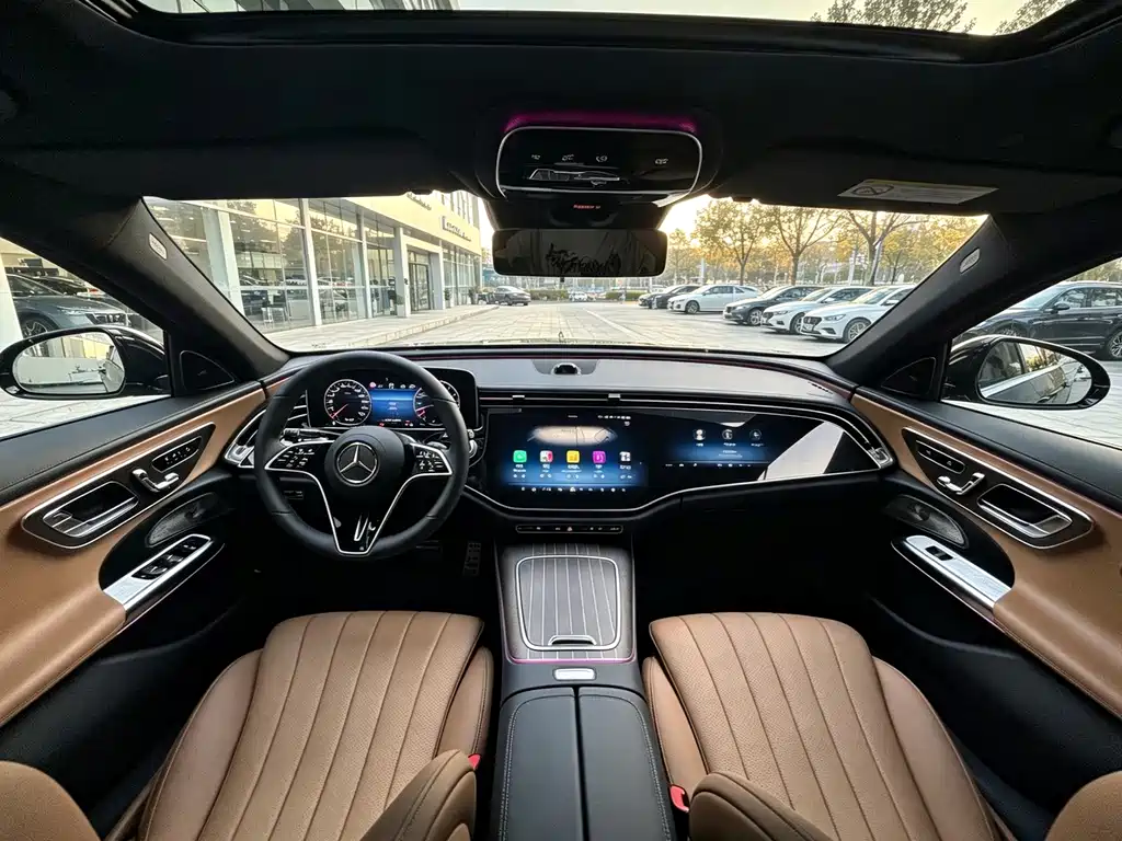 Mercedes-Benz E-Class — миниатюра 7