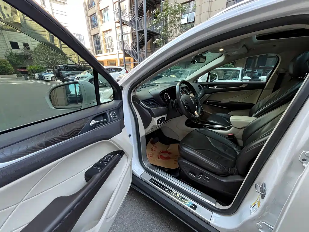 Lincoln MKC 2.0T 4WD Elegant Edition China VI, фото 8