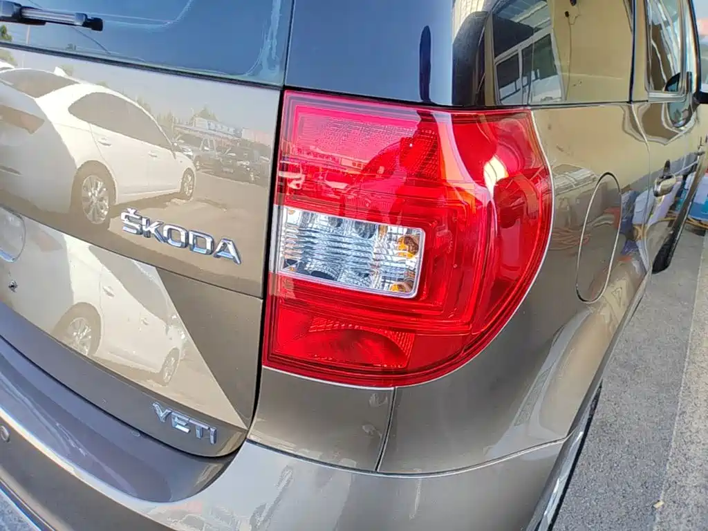Skoda Yeti — миниатюра 8