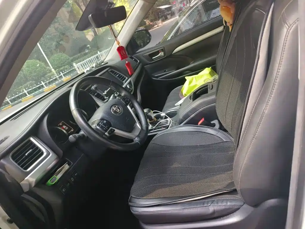 Toyota Highlander — миниатюра 8