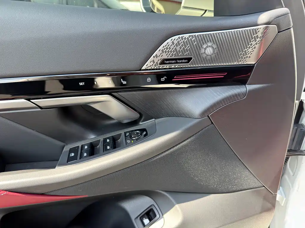 BMW 5 Series 5 2024 525Li Luxury