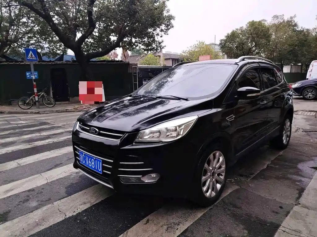 Ford Kuga 2014