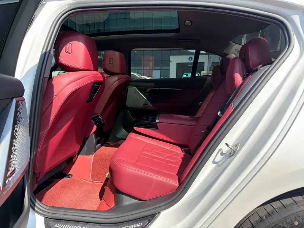 BMW 5 Series 5 2024 525Li Luxury
