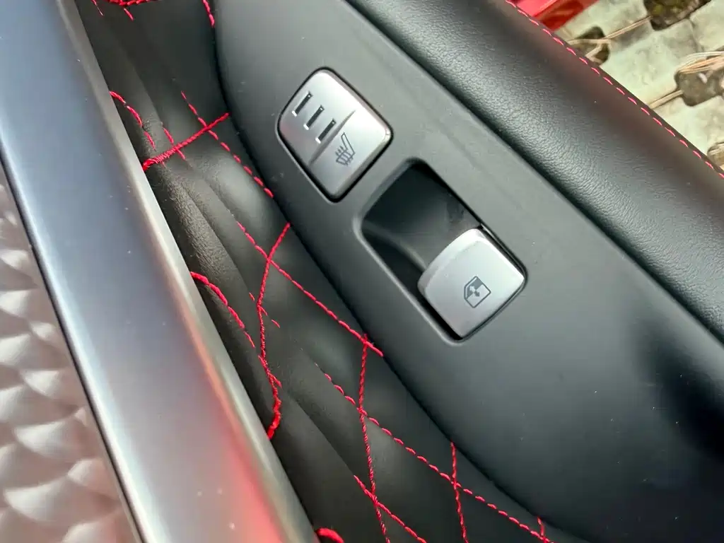 Genesis G70 — миниатюра 21
