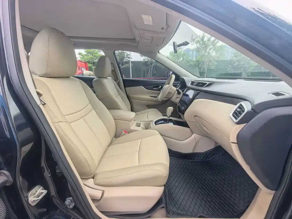 Nissan X-Trail — миниатюра 8