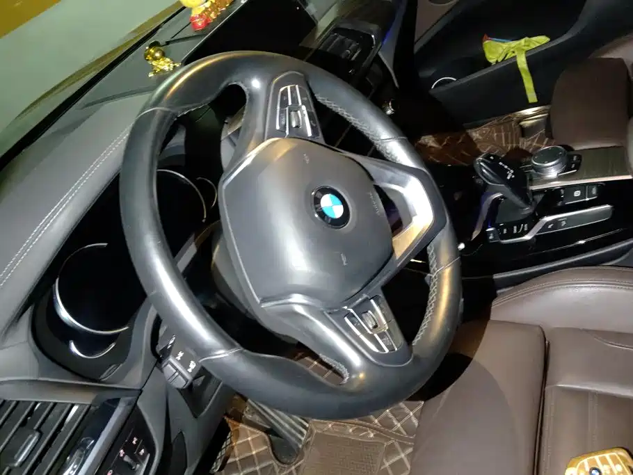 BMW X3 — миниатюра 15