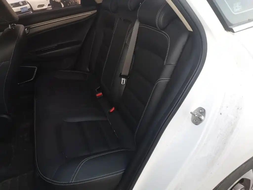 Geely Emgrand GL — миниатюра 20