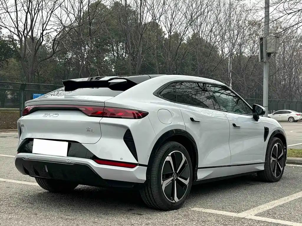 BYD SONG L EV