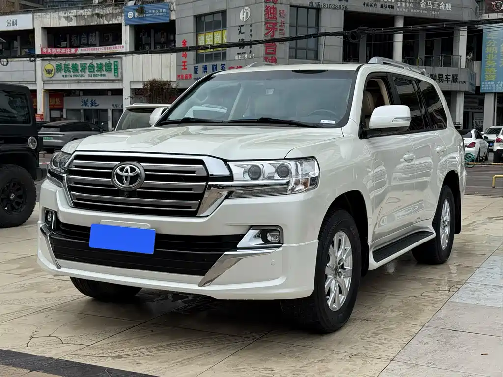 Toyota Land Cruiser 2016